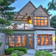 Pinepoint Lakefront Cottage